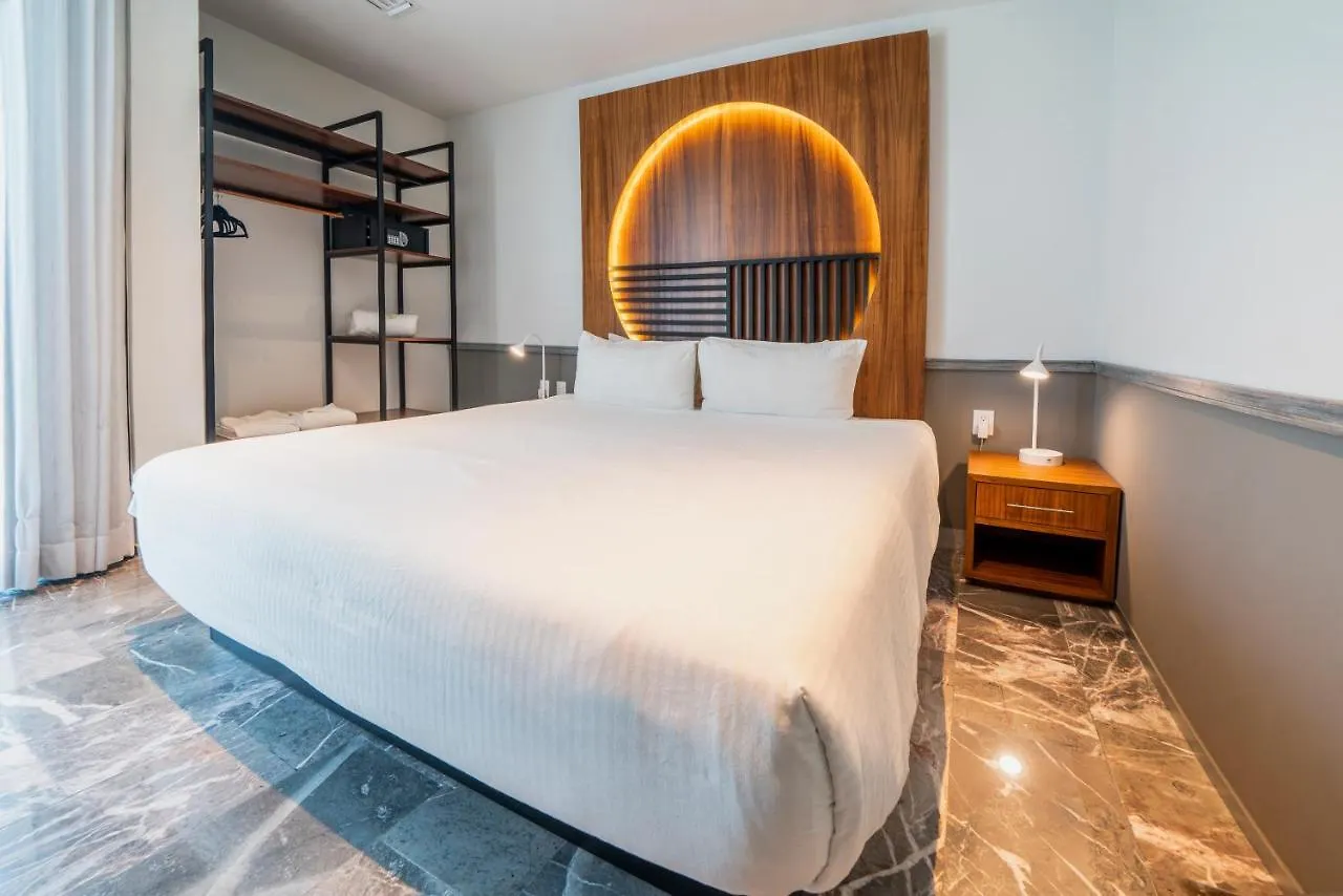 Luxury 2 Bedroom Condo - Beautiful Ocean View At Singular Joy Residences, Jade Playa del Carmen